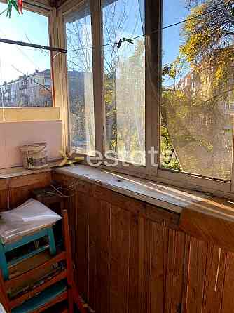 Оренда Квартира 2-кімнатна, 3/5 поверх на вул. Єреванська, 12 Kiev