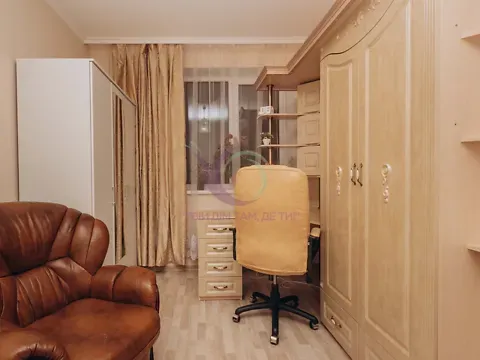 Оренда 3к Квартира 95 кв.м ЖК вул. Героїв Майдану, 150 Чернівці - фото 1