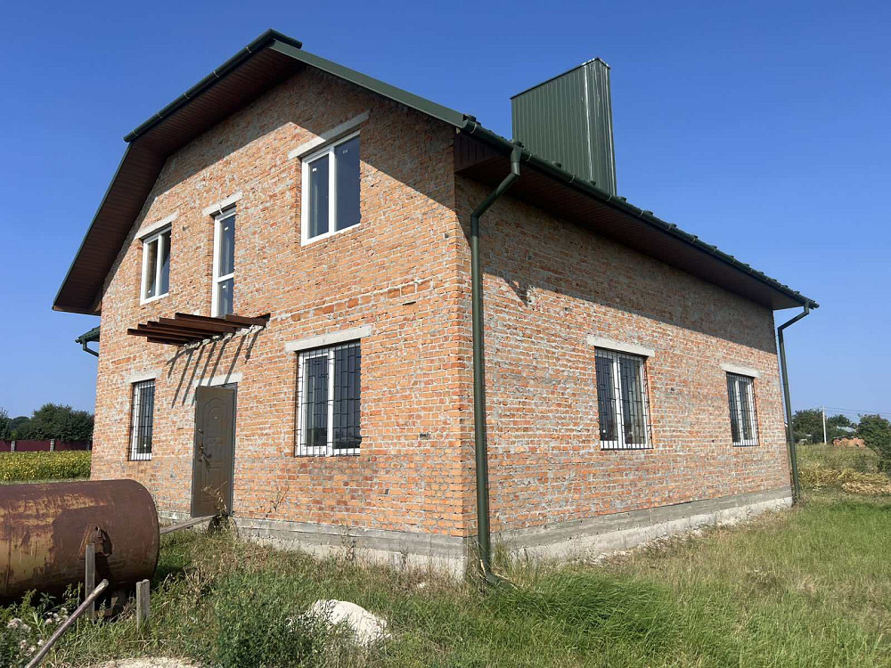 Продається чудовий будинок 255 кв.м і ділянка 10 сот,с. Чернихівці. Без комісії!  - фото 1