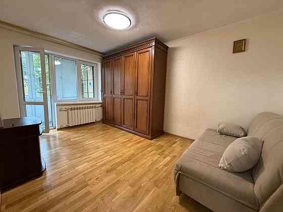 Оренда Квартира 1-кімнатна, 2/9 поверх на Маршала Рокосовського, 3 Київ