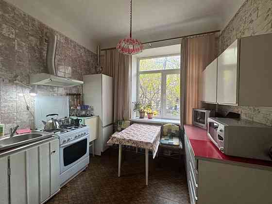 Оренда Квартира 1-кімнатна, 1/5 поверх на Тарасівська, 3 Киев