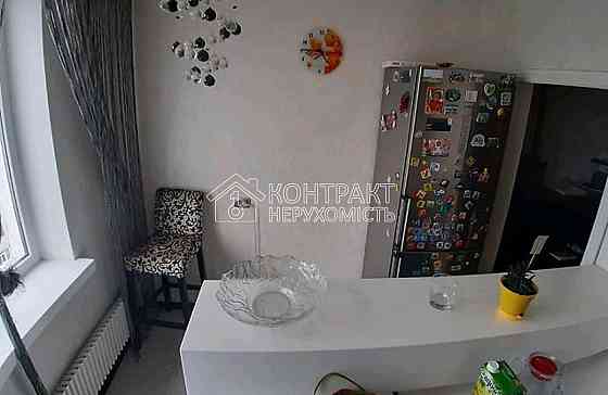 Продаж Квартира 3-кімнатна, 13/16 поверх на вул. Дружбы Народов Харків