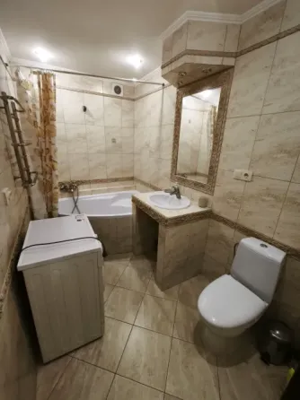 Оренда 1к Квартира 40 кв.м Петра Лінтура 6 Ужгород