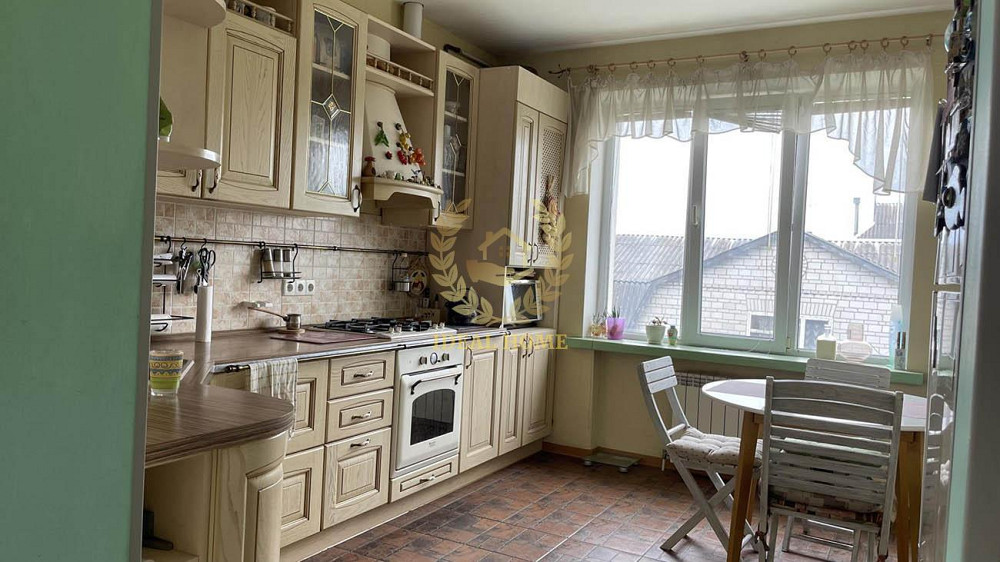 Продаю 3-х поверховий будинок в Крюківщині  - фото 3