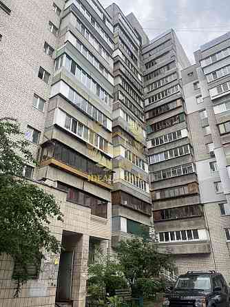 Продаж трьокімнатної квартири Відрадний Киев