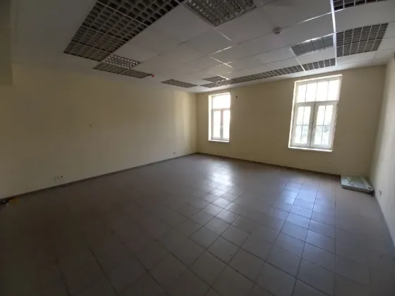 Здається Офісні приміщення площа 25 кв.м Дніпро Слобожанський прс. Дніпро