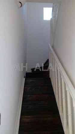 Продаж Будинок 8-кімнатний на вул. Редутна Київ