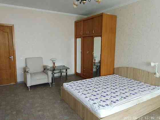 Оренда Квартира 1-кімнатна, 12/25 поверх на Верховного Совета бульв., 14б Kiev