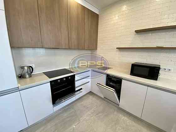 Продаж 2к квартири 55 кв. м Odessa