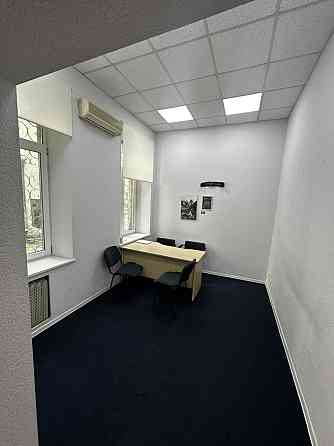 Оренда офісне приміщення на Володимирська вул., 11 поверх - 2/4 Kiev