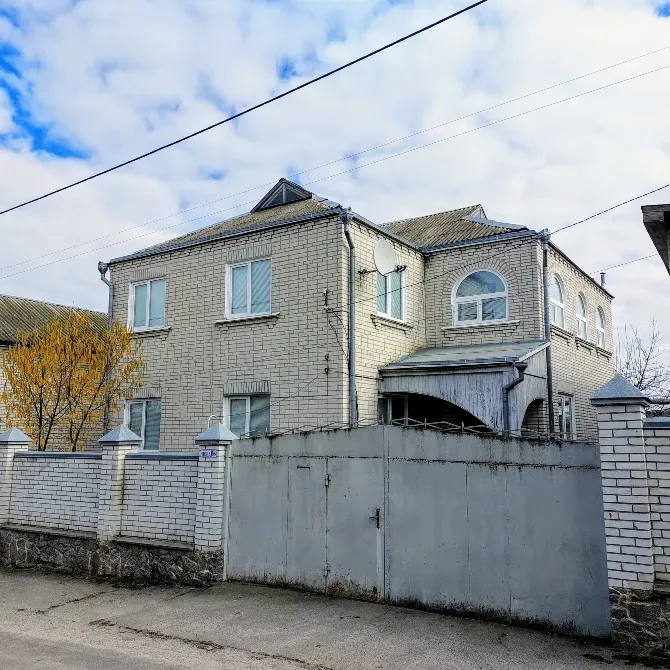 Продаж 2-поверховий Будинок з ділянкою 18 сот 200 кв.м 5 кімн. на Віта  Поштова Київ - фото 1