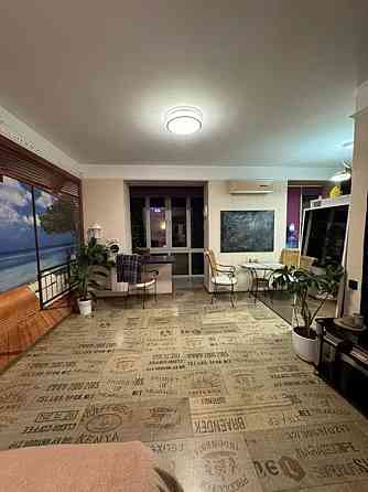 Оренда Квартира 1-кімнатна, 5/5 поверх на Госпітальна, 2 Киев