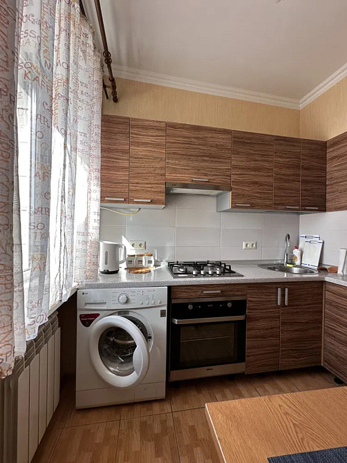 Оренда Квартира 2-кімнатна, 3/5 поверх на Берестейський просп., 9/47 Київ - фото 3