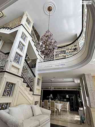 Продаж Квартира 5-кімнатна, 23/26 поверх на вул. Тринклера в'їзд Kharkiv