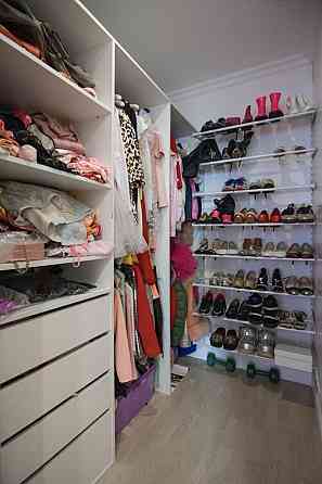 Продаж Квартира 3-кімнатна, 24/26 поверх на Саперно-Слобідська вул., 24 Киев