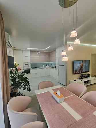 4-кімнатна, вул. Метрологічна 54, Голосіївський р-н, Феофанія Kiev