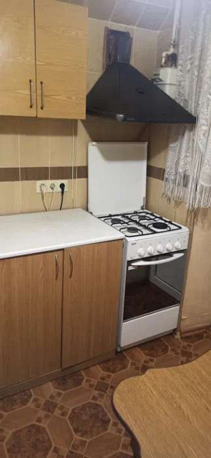 Оренда Квартира 1-кімнатна, 1/9 поверх на пр. Павла Тычины, 9 Київ - фото 2