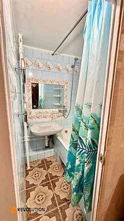 Оренда Квартира 3-кімнатна, 4/9 поверх на Ломоносова ул., 30/1 Київ