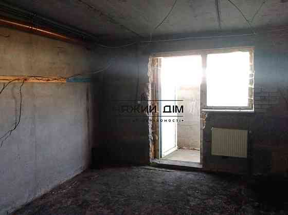 Продаж офісне приміщення на Школьный пер поверх - 1/3 