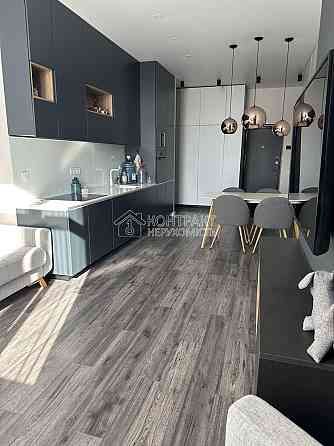 Продаж Квартира 3-кімнатна, 9/9 поверх на вул. Клочківська Kharkiv