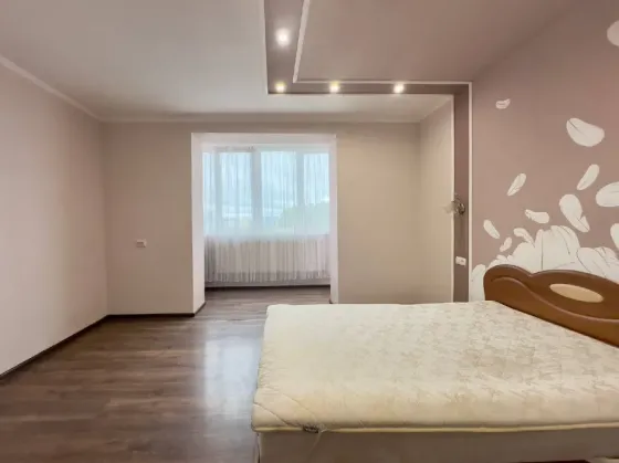 Продаж 2к Квартира 68.5 кв.м Коновальця Івано-Франківськ