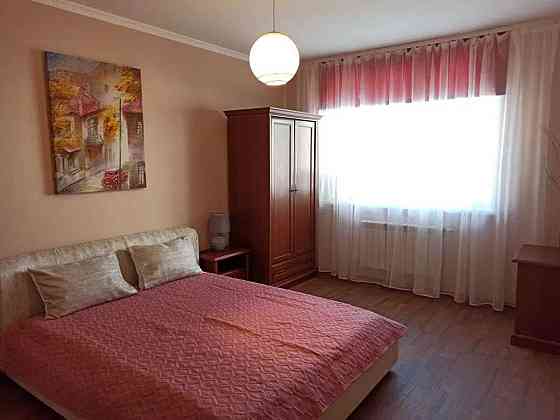 Оренда Квартира 2-кімнатна, 5/18 поверх на ул. Бориса Гмыри Kiev