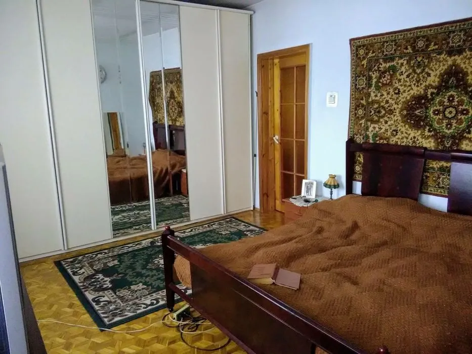 Продаж 2-поверховий Будинок з ділянкою 23 сот 207 кв.м 7+ кімн. на Новоукраїнська Дніпро - фото 2