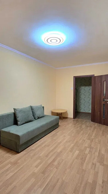 Оренда Квартира 1-кімнатна, 1/9 поверх на Ревуцького, 35 Киев - изображение 1