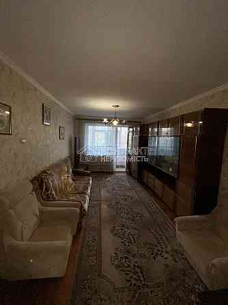 Продаж Квартира 2-кімнатна, 3/5 поверх на вул. Тракторобудівників Kharkiv