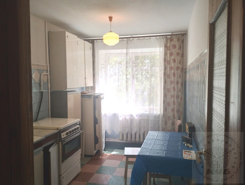 3 кімнатна, вул. Ушинського 27, Соломянський р-н Kiev - photo 1