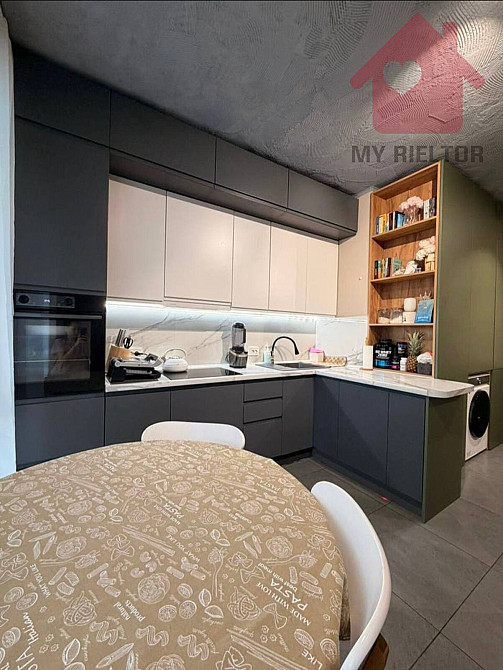 Продаж Квартира 1-кімнатна, 7/8 поверх на Собранецька Uzhhorod - photo 1