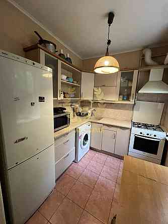 Продаж Квартира 3-кімнатна Kiev