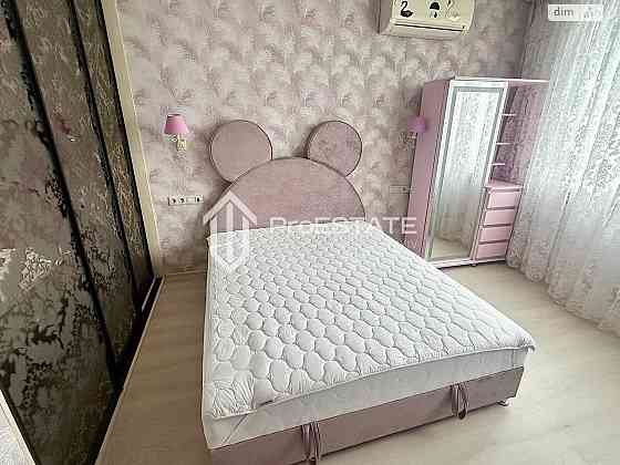 Продаж Квартира 2-кімнатна, 7/25 поверх на вул. Ахматовой Анны Киев