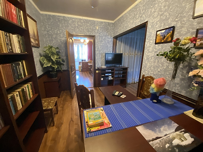 Продаж 3 поверхового будинку з ділянкою на 0.1 соток, 300 кв. м,  - фото 18