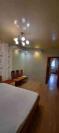 Оренда Квартира 2-кімнатна, 11/13 поверх на ул. Анны Ахматовой Київ