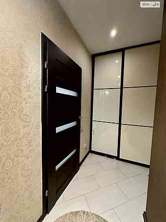 Продаж Квартира 1-кімнатна, 6/18 поверх на Юлії Здановської вул., д. 50/2 Kiev