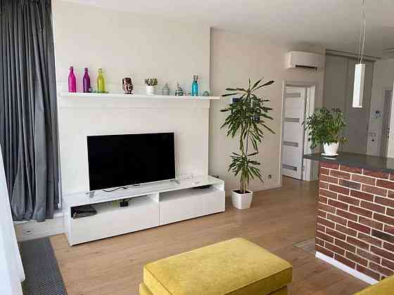 Оренда Квартира 1-кімнатна, 20/23 поверх на Днепровская набережная Київ