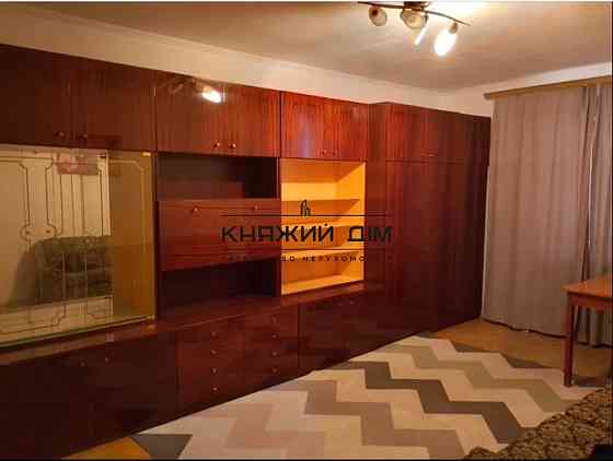 Оренда Квартира 2-кімнатна, 1/16 поверх на Урицкого ул./ Липкивского Василия Kiev