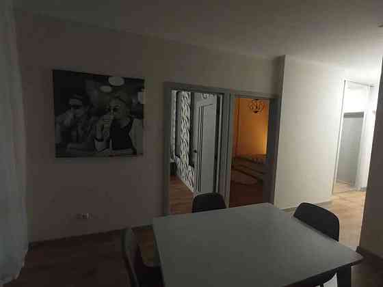 Оренда Квартира 2-кімнатна, 15/25 поверх на ул. Евгения Маланюка Киев