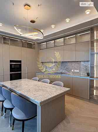 Продаж Квартира 5-кімнатна, 23/25 поверх на Антоновича ул., 109 Kiev