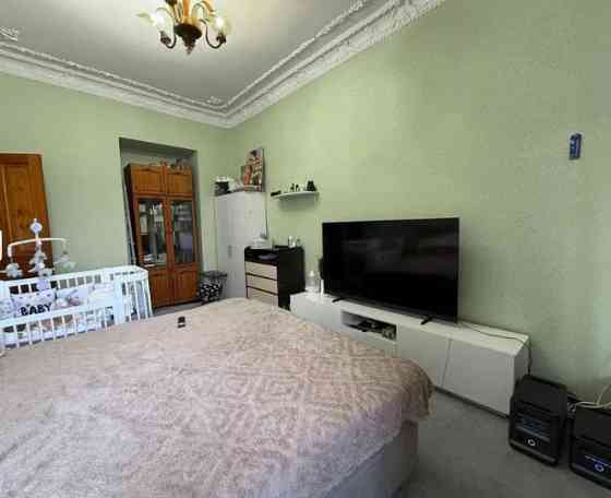 Продаж Квартира 3-кімнатна на ул. Колонтаевская, 71 Одеса