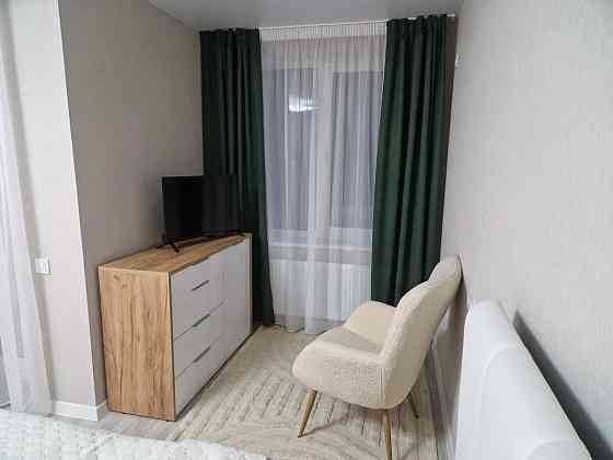 Оренда Квартира 1-кімнатна, 27/27 поверх на ЖК Оранж сити, Киев