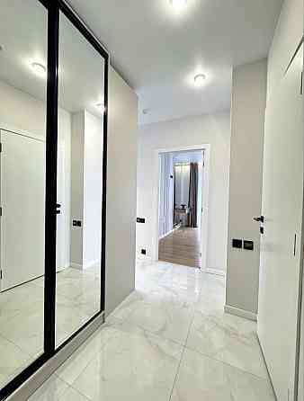 Продаж Квартира 2-кімнатна, 7/23 поверх на Максимовича Михайла вул., д. 24в Kiev