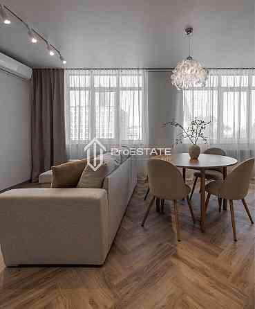 Продаж Квартира 2-кімнатна, 6/21 поверх на вул. Чернігівська Киев