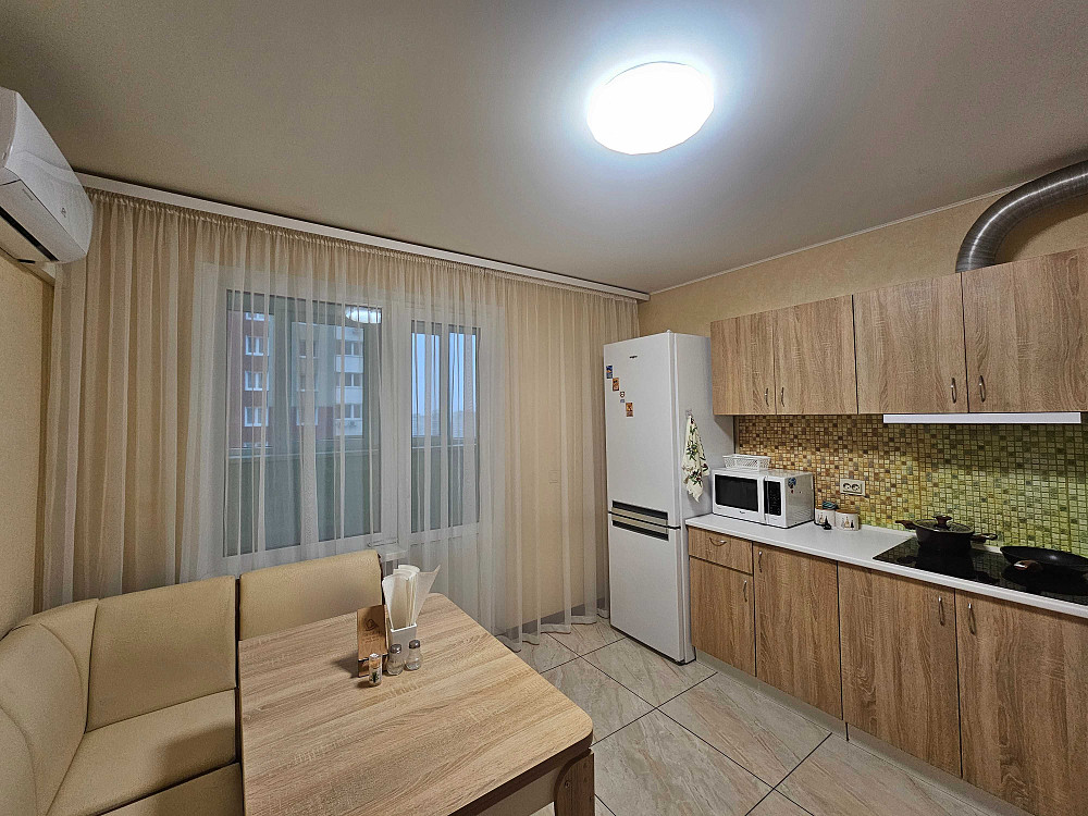 Продаж Квартира 3-кімнатна, 17/24 поверх на Данченка вул., д. 1 Kiev - photo 2