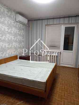 Продаж Квартира 2-кімнатна, 4/16 поверх на Драгоманова вул., 14 Київ