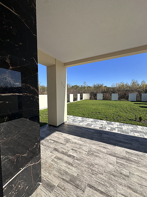 Продаж Будинок Vovchynets - photo 8