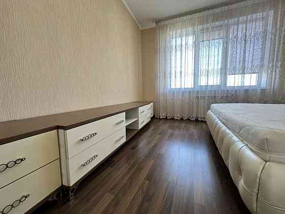 Продаж Квартира 3-кімнатна, 18/23 поверх на Днепровская наб. вул., д. 19В Київ