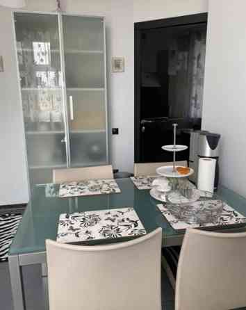 Продаж Квартира 1-кімнатна, 4/4 поверх на Троицкая ул., 28 Одеса