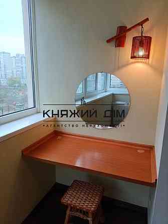 Оренда Квартира 3-кімнатна, 5/10 поверх на вул. Цветаевой Марины ул./ Олександри Екстер Київ